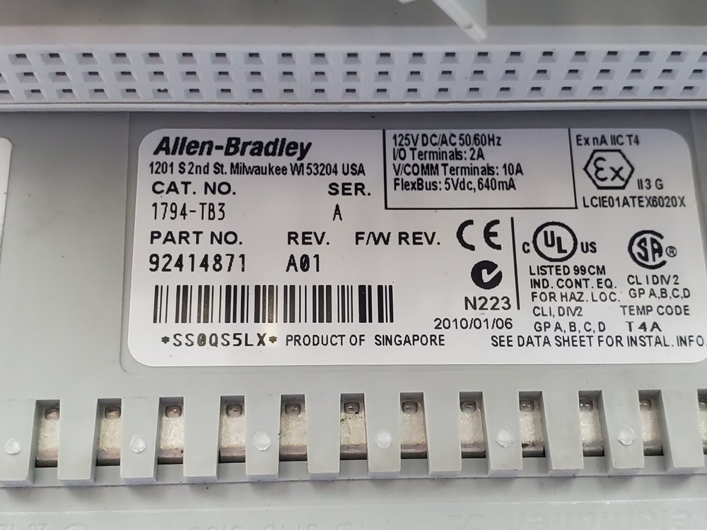 Allen Bradley 1794-OE4 Flex I/O Analog Output Module