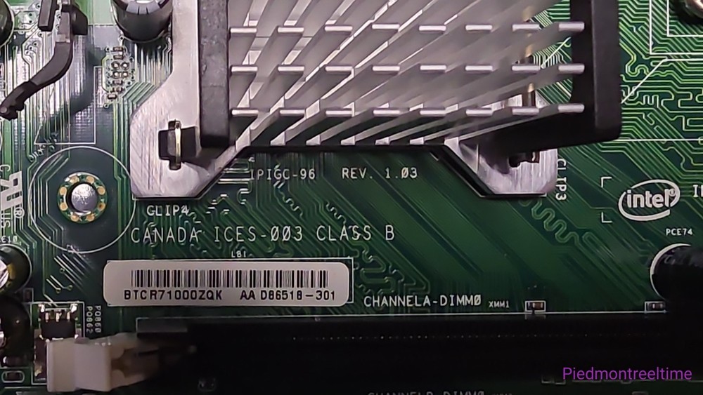 INTEL DESKTOP BOARD D945GCCR LGA775 (Socket T) with Pentium E2140 Dual Core CPU