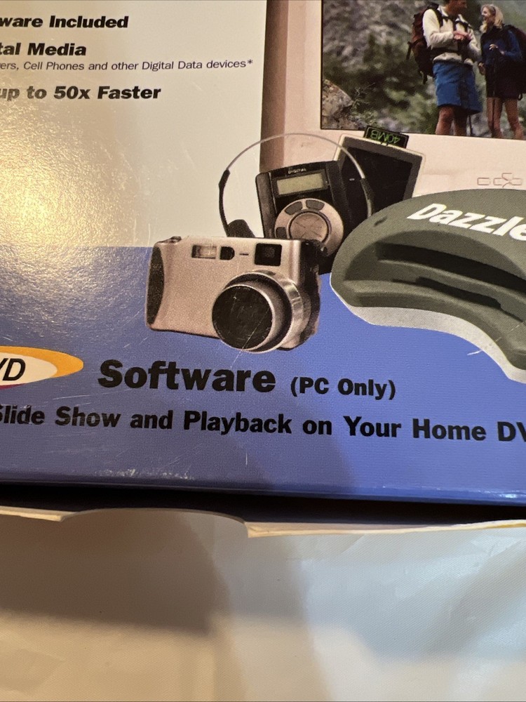 Dazzle Universal 6 In 1 Compact USB Flash Microdrive SD Memory Stick Card Reader