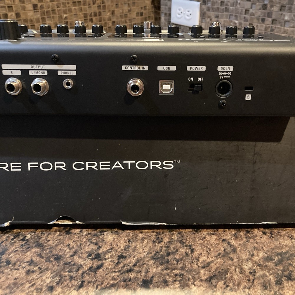 Zoom G5n Multi Effects Processor Effect Guitar FX Pedal EXCELLENT