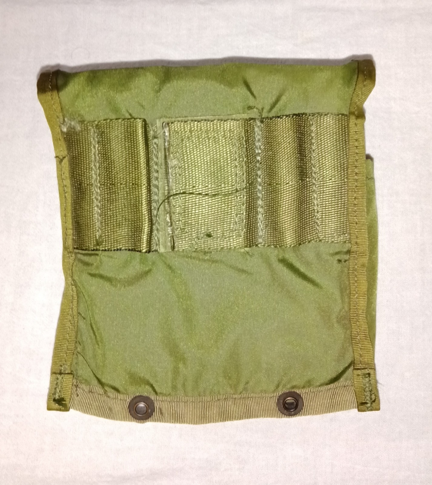VINTAGE US ARMY MILITARY FIRST AID KIT INDIVIDUAL NYLON POUCH PLASTIC INSERT