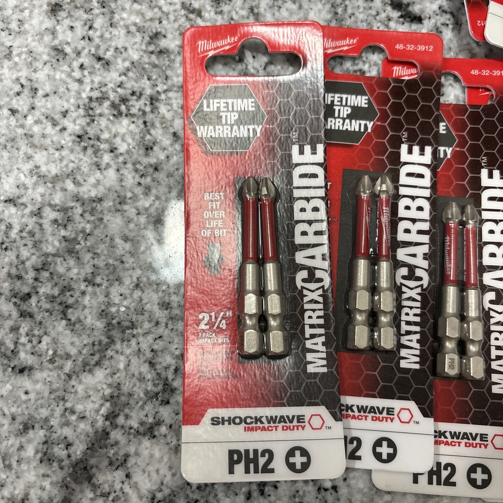 82 PACKS OF 2 - MILWAUKEE 2.25” MATRIX CARBIDE IMPACT PH2 SCREW BITS~48-32-3912