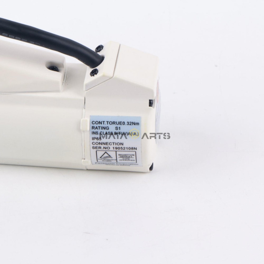 1PCS NEW Panasonic Servo Motor MSMA011ABF