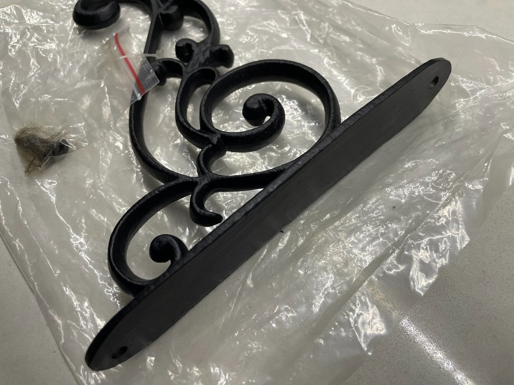 Iron Metal Hanging Planter Bracket Wall Hook for Hanging