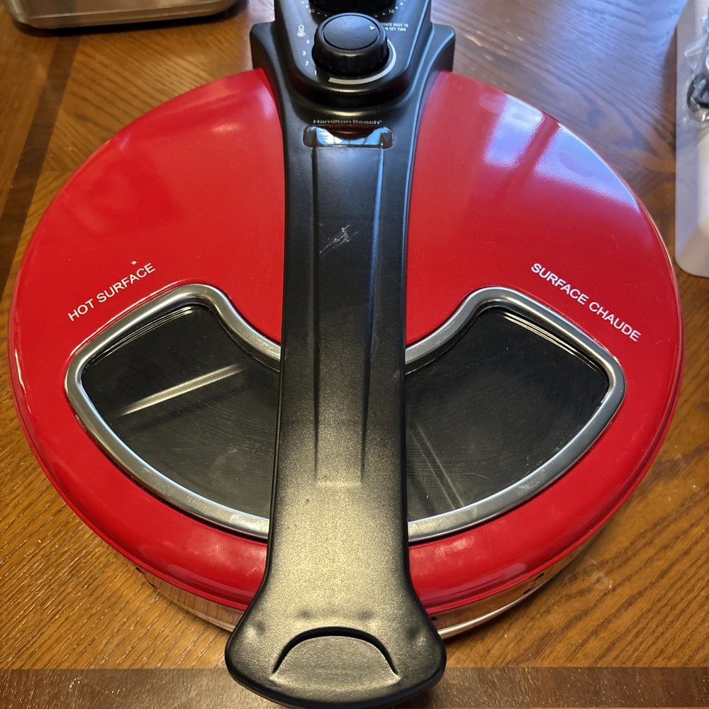 Hamilton Beach Enclosed Pizza Oven Maker, Model# 31700 With Insert