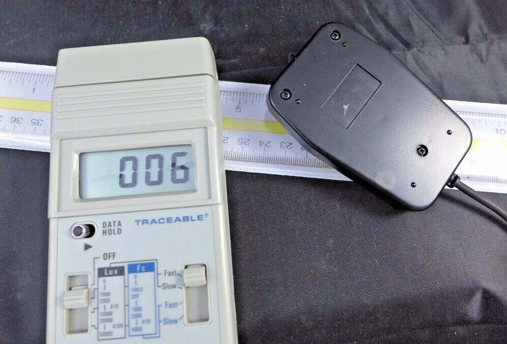 VWR Light meter, dual range, traceable #62344-944