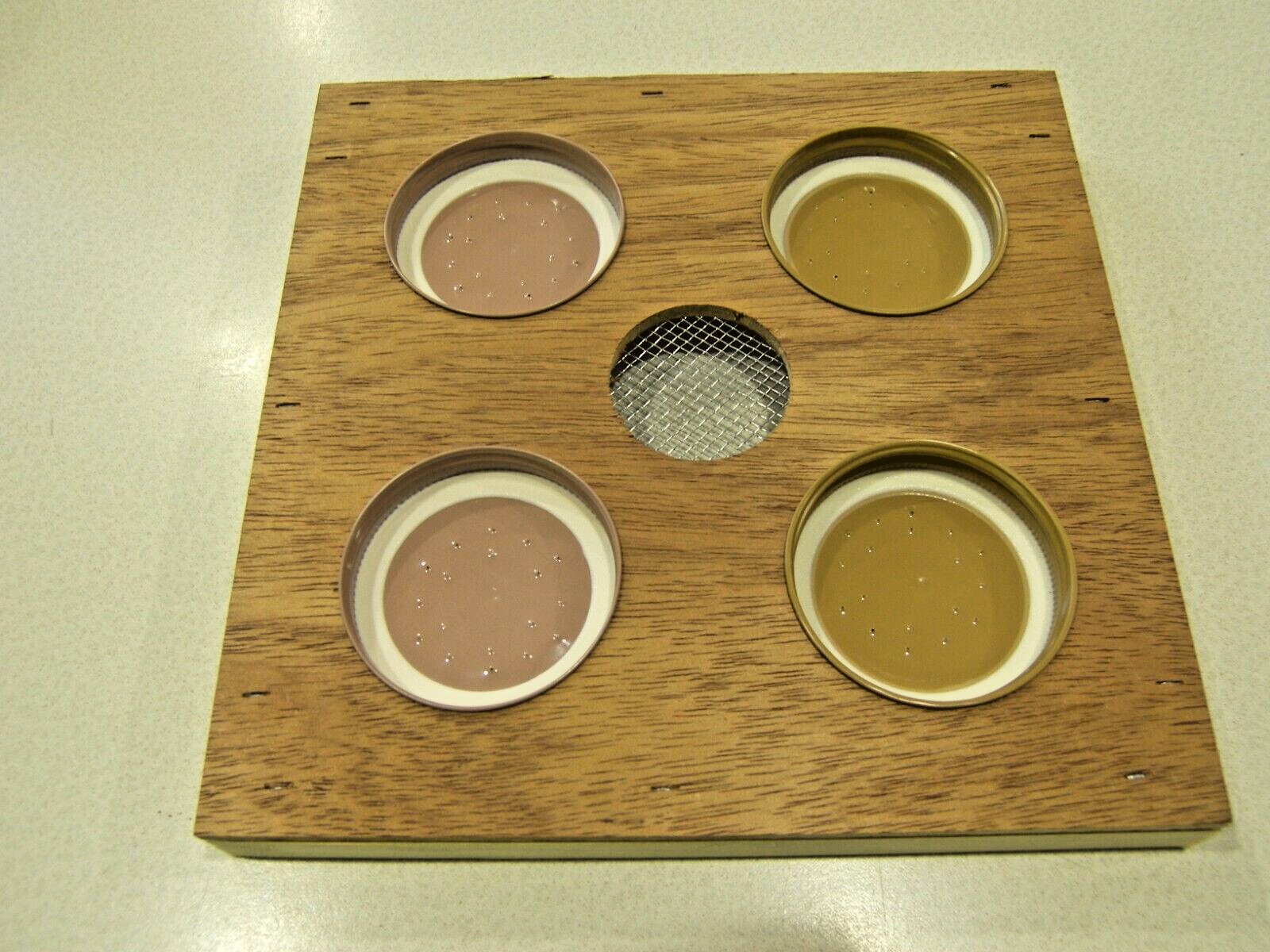 Top Beehive Feeder, Easy to Use and Convenient, 4 Jar Capacity New Handmade USA