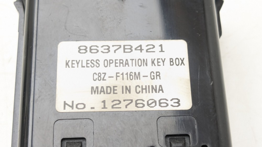 MITSUBISHI OUTLANDER MK3 IGNITION KEY READER 8637B421 2016