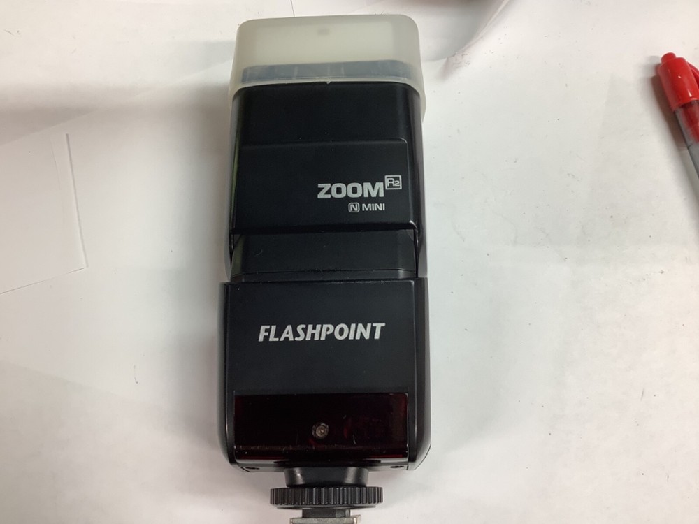 Flashpoint Zoom Mini R2 Camera Flash Black