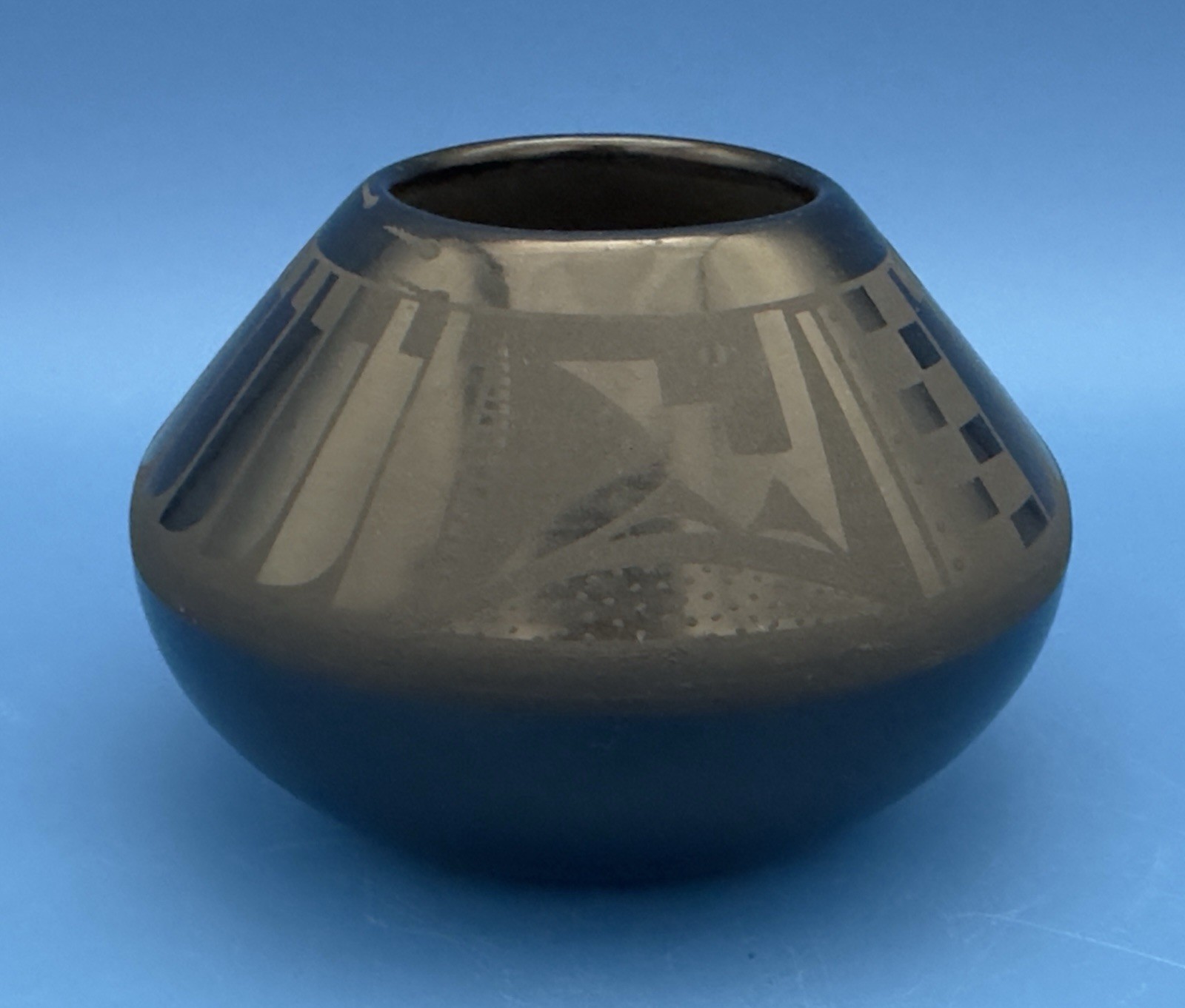 San Ildefonso Pueblo Black-on-Black Eagle Tail Pot - Cavan Gonzales - 4.75" W