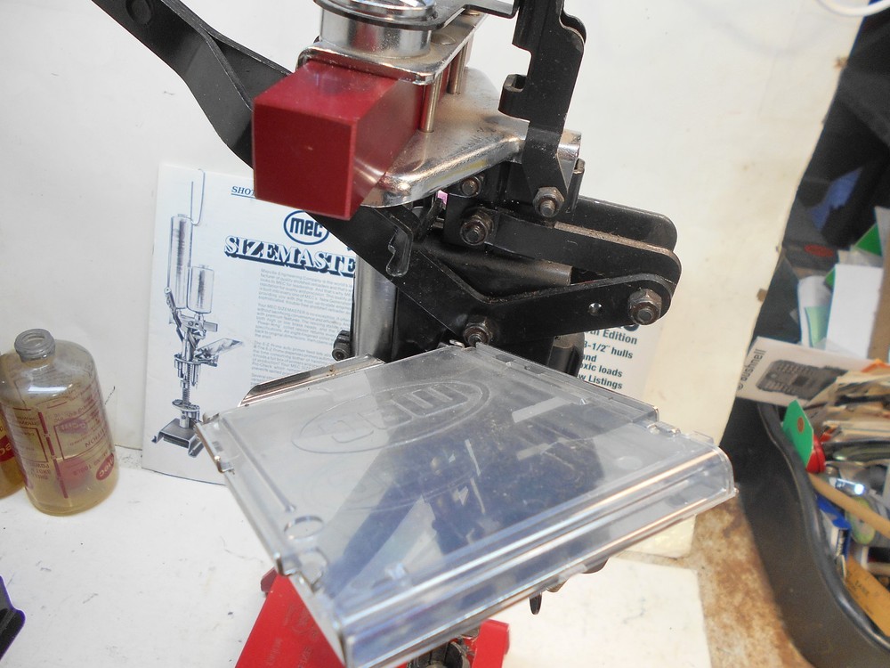 mec 12ga size master shot shell reloading press + some extras