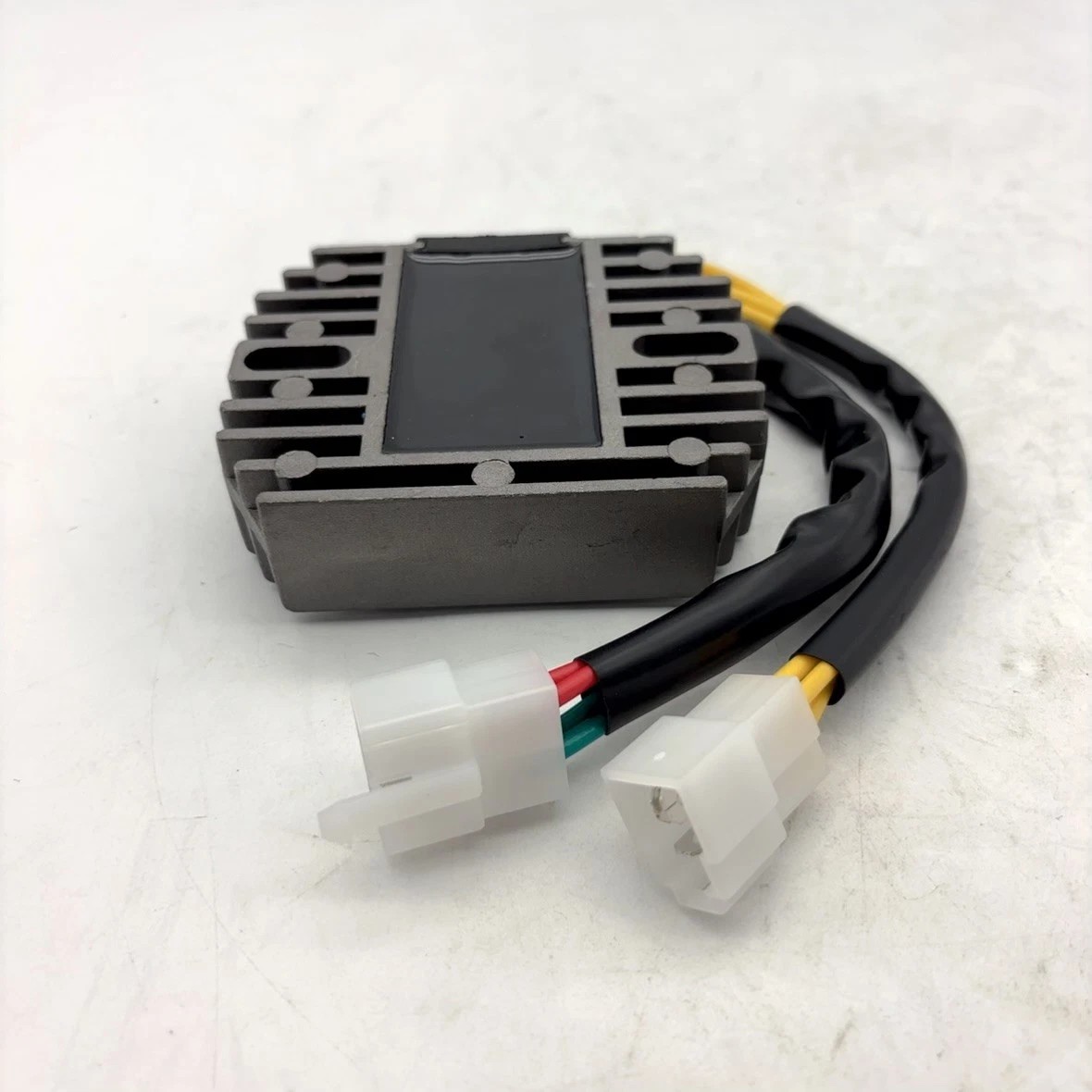 New Regulator Rectifier for Suzuki GSXR750 GSXR 750 2006-2009 2011 32800-18H00