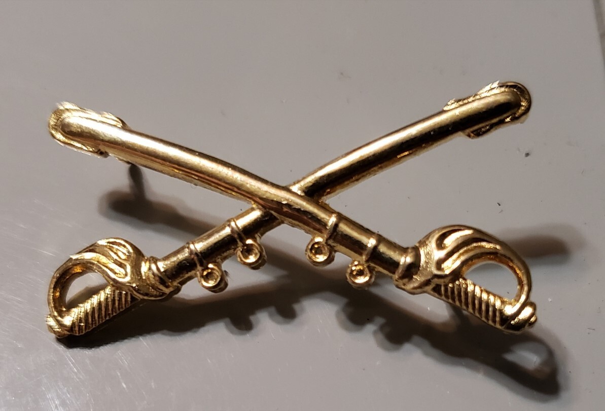 US Army Cavalry Officer Collar Insignia / Crossed Sabers - CB - Maker Marked