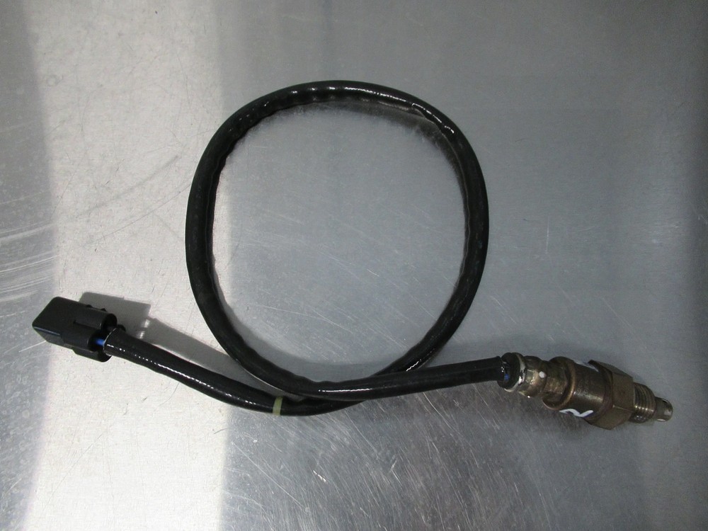 EB1445 2022 22 YAMAHA MT-10 O2 OXYGEN SENSOR 2
