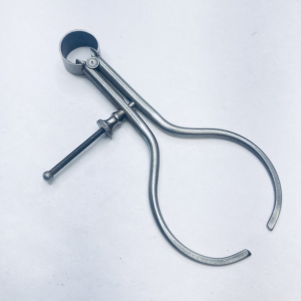 Starrett 275A-5 5" Toolmakers' Spring-Type Outside Caliper Round Leg- Solid Nut