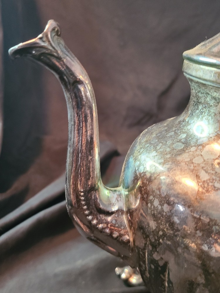 Vintage Silver Plate Silverplate Hinged Lidded Coffee/Tea Pot