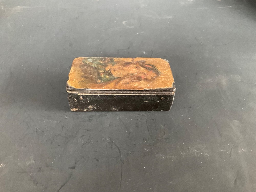 Antique Circa 1800's Lacquerware Paper Mache Snuff Box