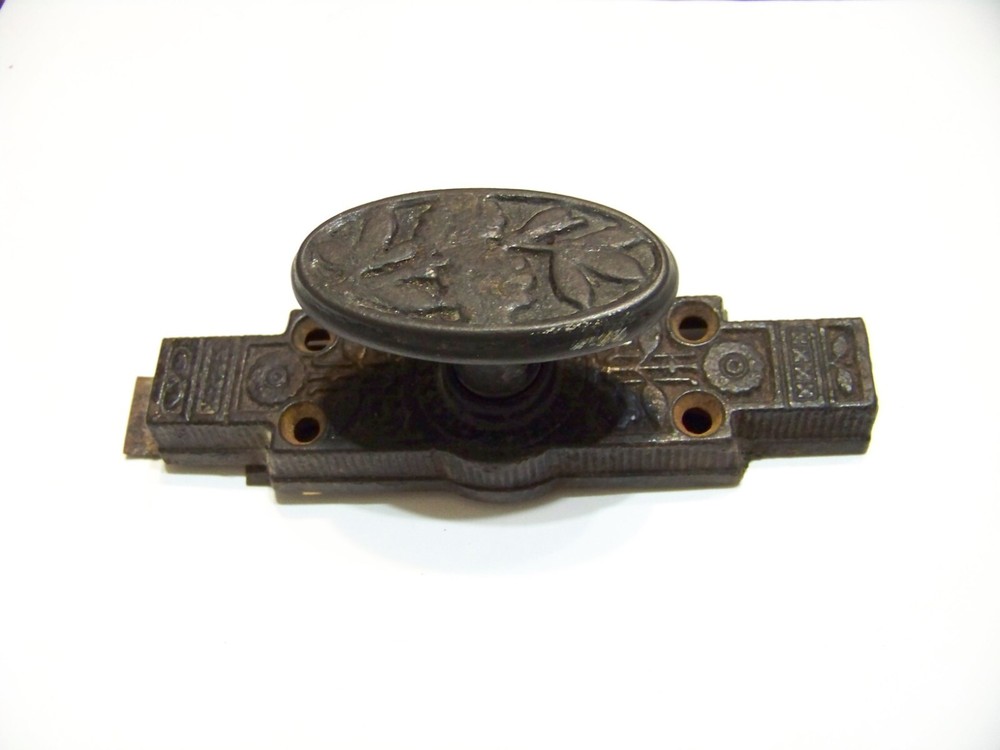 Vintage cast Iron Art Deco knob latch flower leaf pattern Hardware