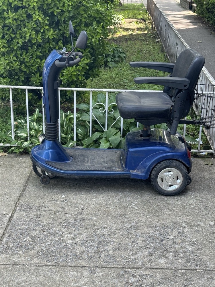 Electric Wheelchair