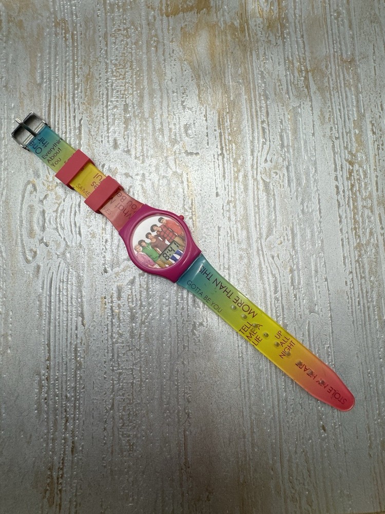 2013 1D One Direction Plastic Watch New Battery Works.
