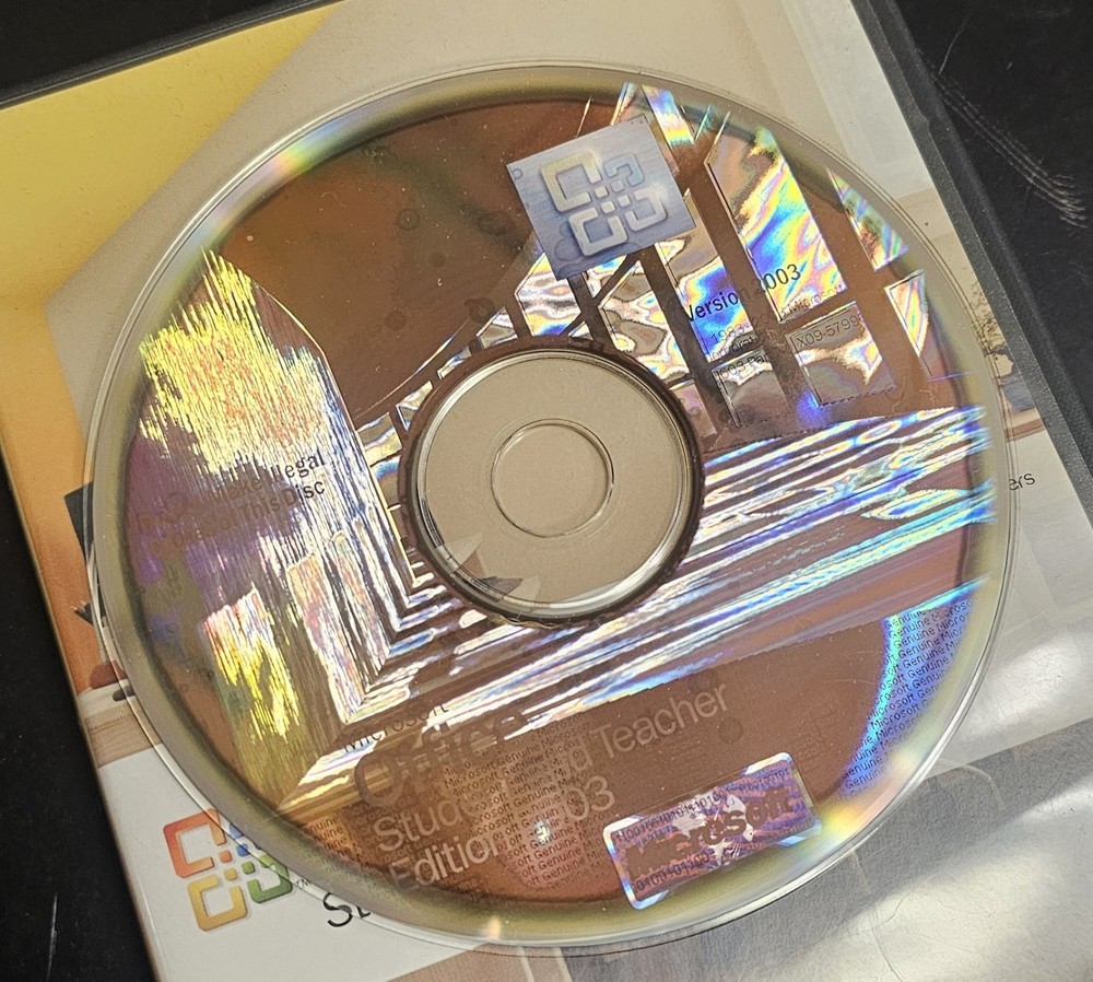Microsoft Office Student and Teacher Edition 2003 With Key Code