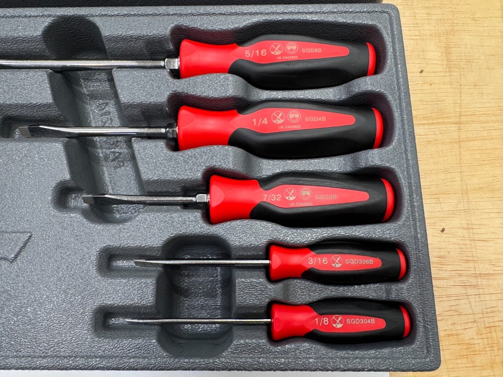 Snap-on Tools NEW 10pc RED Soft Grip Phillips & Flat Head Screwdriver Sets