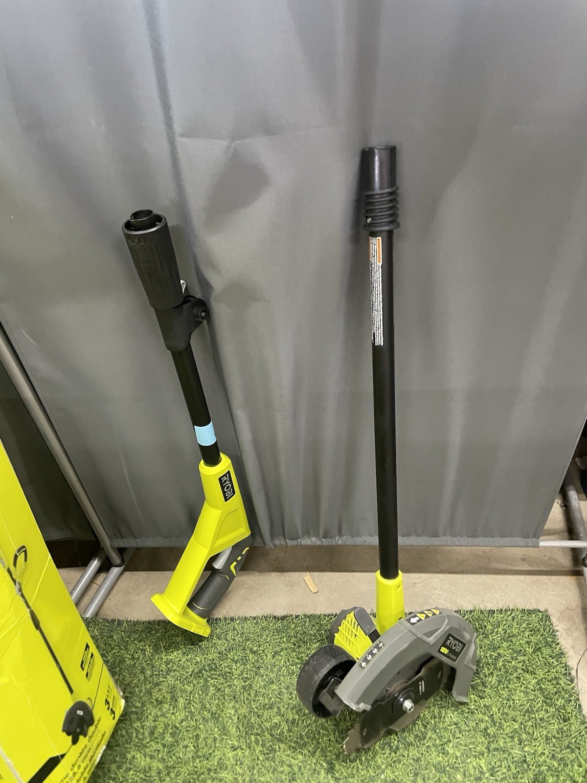 Ryobi P2300A 18-Volt Lithium-Ion Cordless Edger (Tool-Only)USED