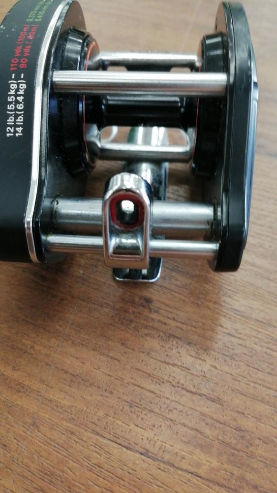DAIWA PHANTOM SM-15 Bait Reel
