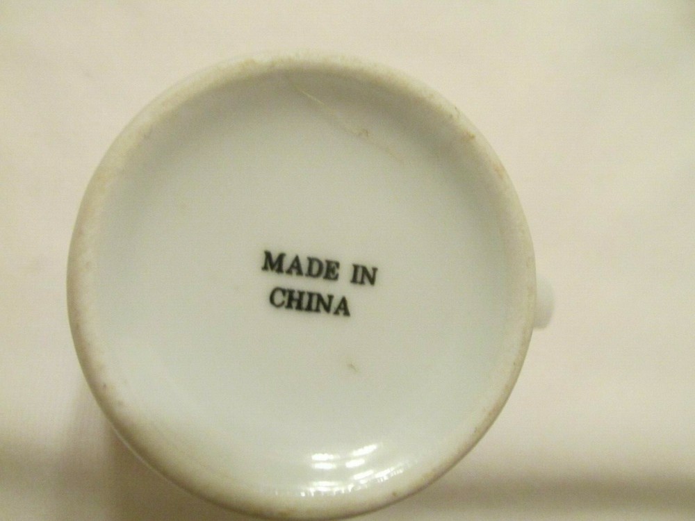 Easter Bunny Rabbit Beach Egg Basket Spring Coffee Tea Cup