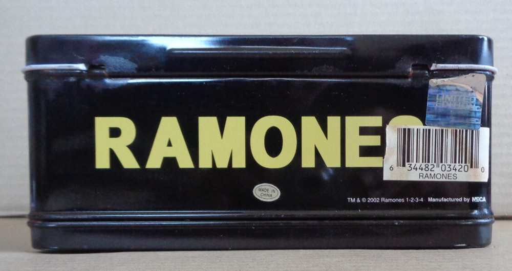 NECA Ramones Lunchbox 2002 with Thermus
