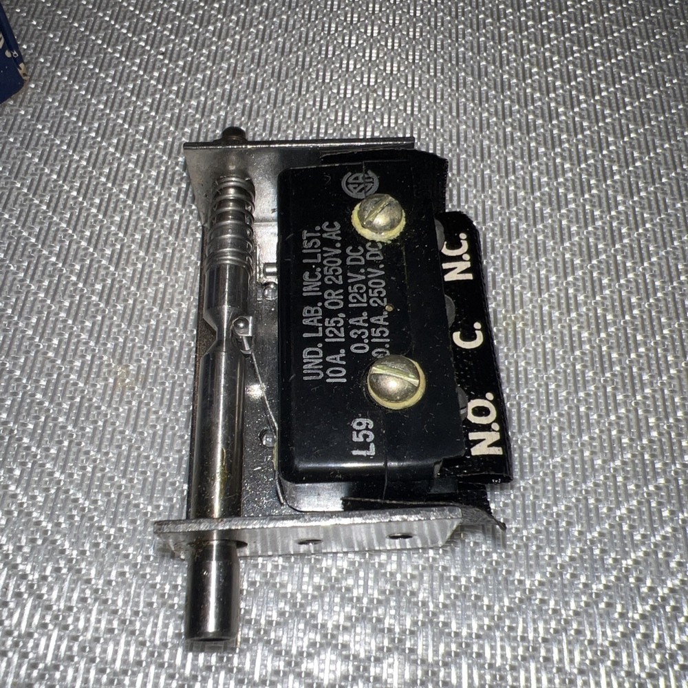 1AC6 MICRO SWITCH SWITCH INTER LOCK 15A 125 VAC SPDT