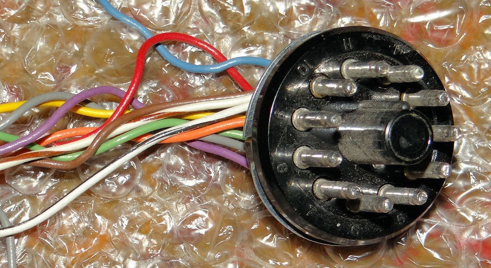 3 EA 11 Pin Plugs