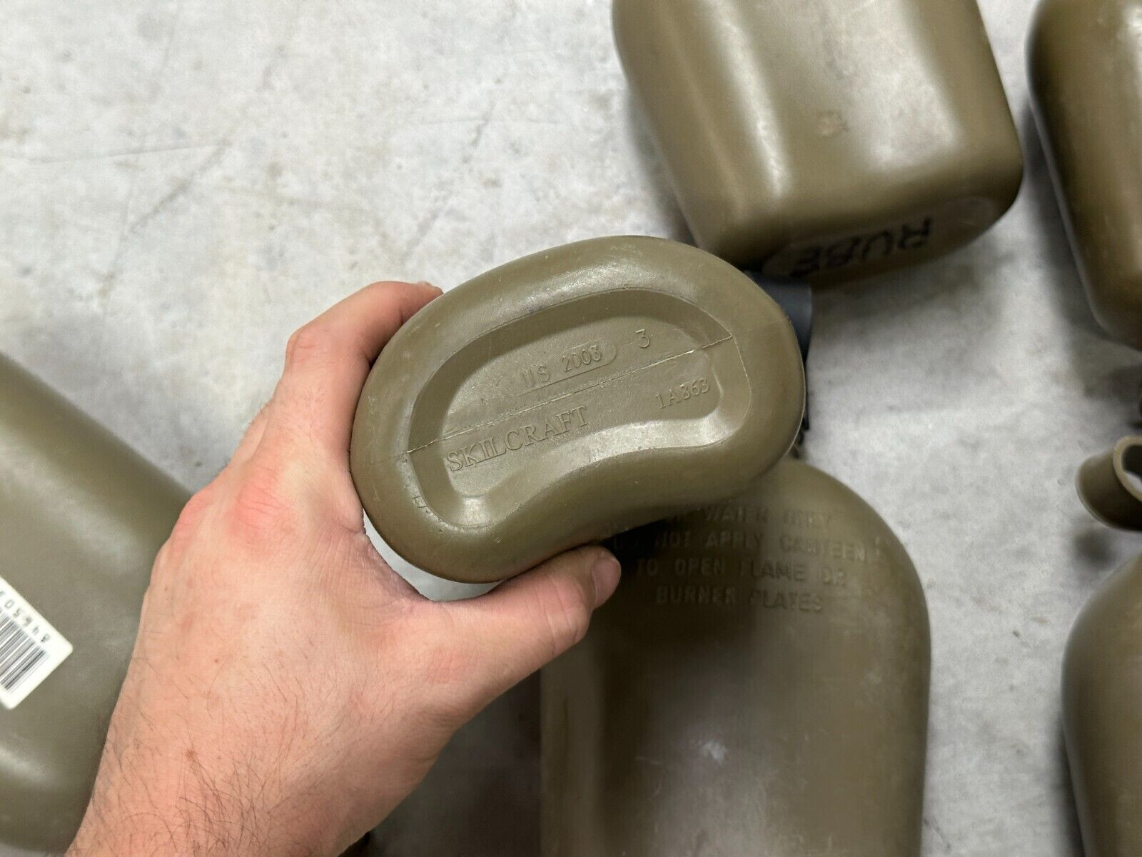 US Military 1 Quart Canteen Hard Plastic w/ NBC Cap OD Green 1QT Army G / VGC