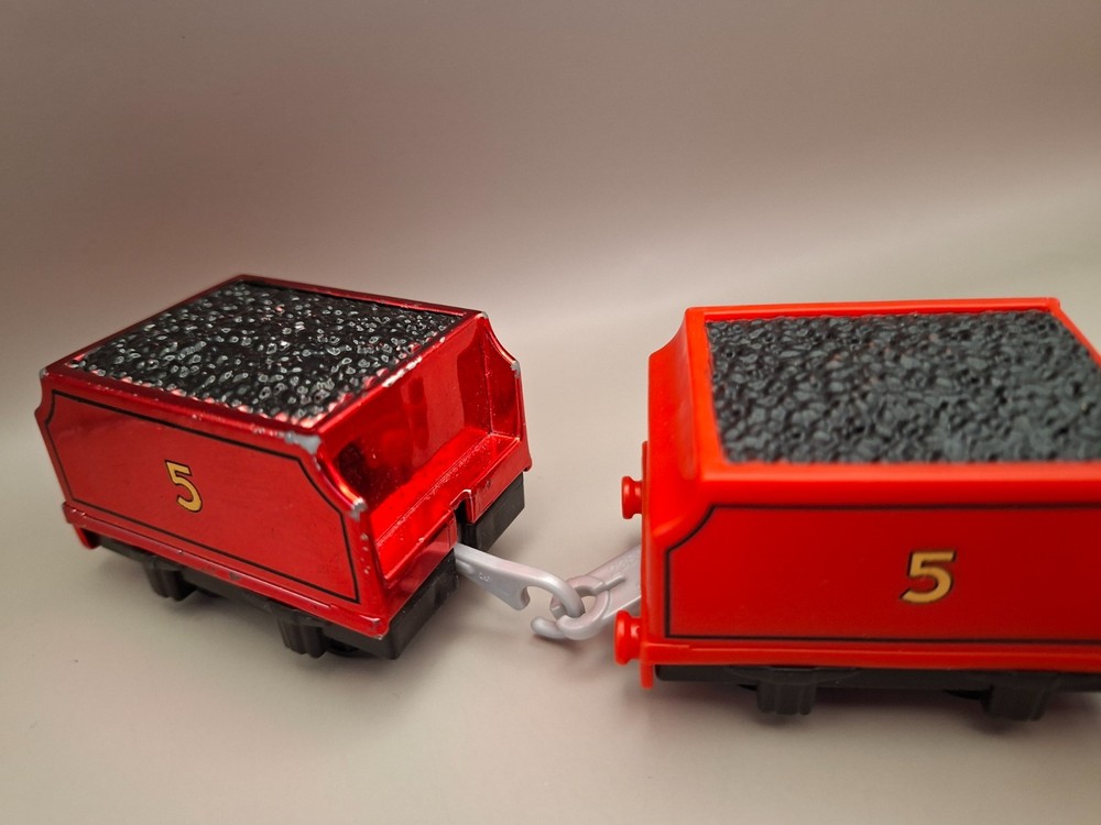 Scared James Trackmaster Train Motorized - 2013 Mattel Thomas the Tank Engine