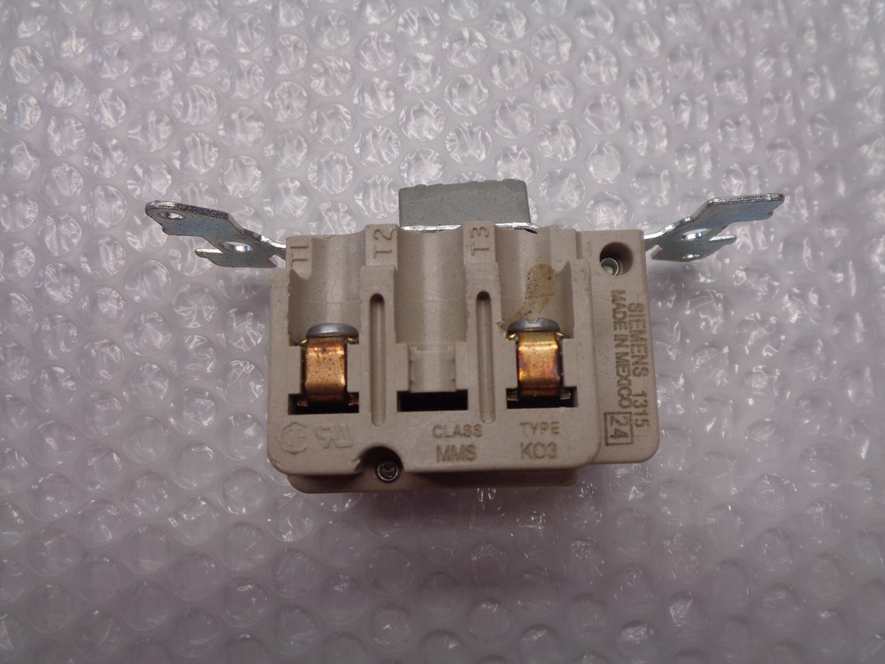 SIEMENS MMSK03 RECEPTACLE NSNP