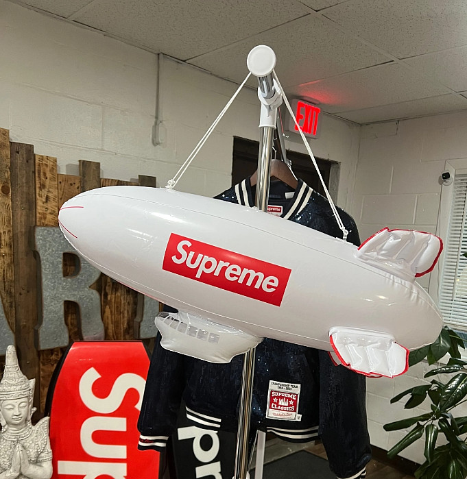 New Supreme FW17 Inflatable Blimp Red White Big Box Logo Display Collectible