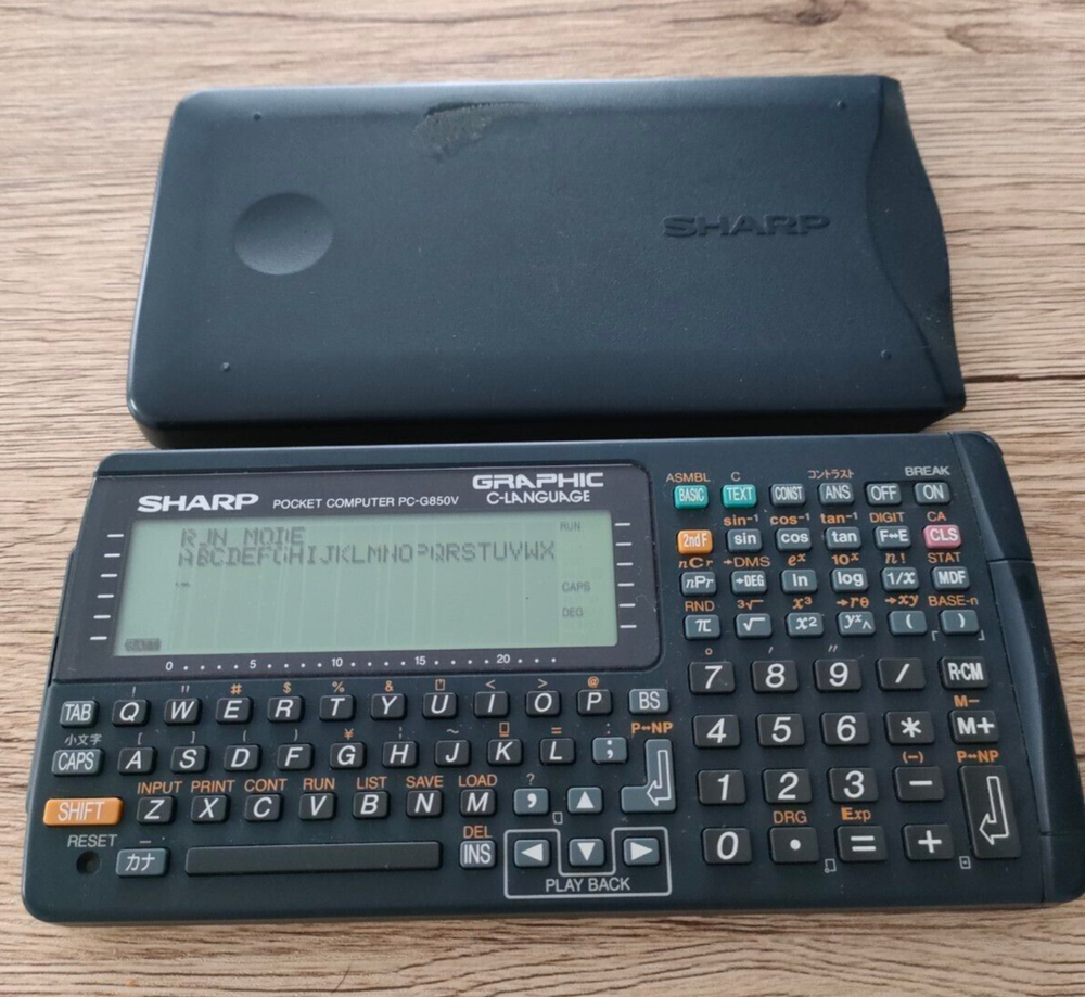 SHARP Pocket Computer PC-G850V Function Calculator C-LANGUAGE G850V from Japan