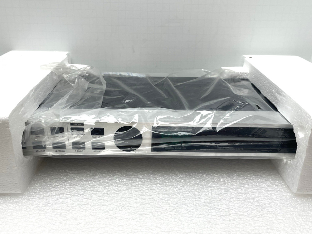 MINT BEHRINGER FEEDBACK DESTROYER PRO PARAMETRIC EQ DSP 1100P