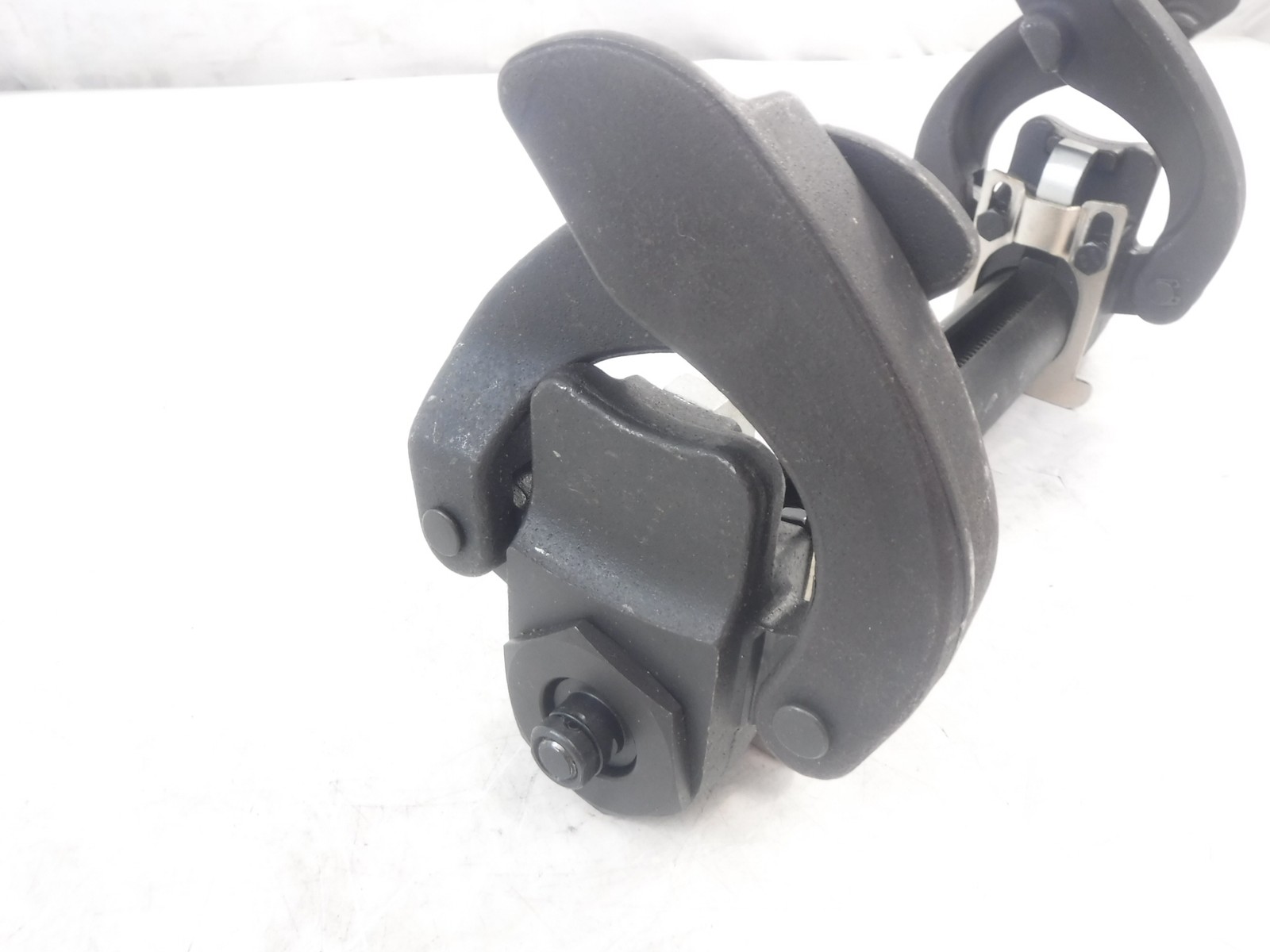 ‎Högert Technik McPhersona Coil Suspension Spring Compressor HT8G248