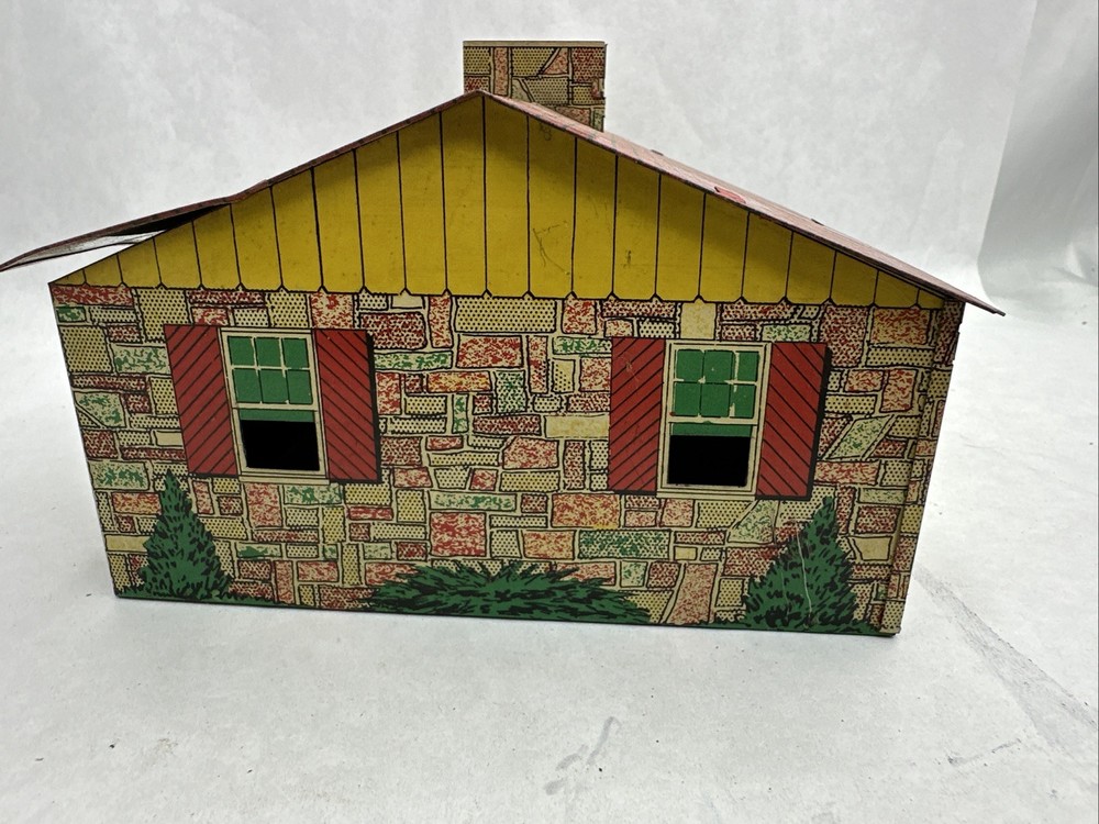 SKYLINE TIN RANCH HOUSE WITH LIGHT