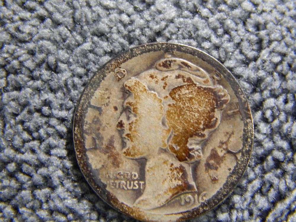 1916- Mercury Dime - Rare with MINT ERRORs Composition Error Still Awesome