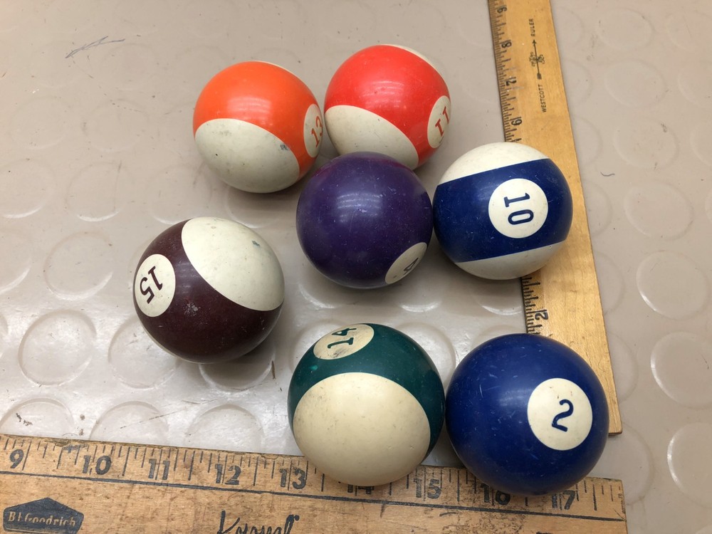 Vintage Pool Billiard Balls - B1