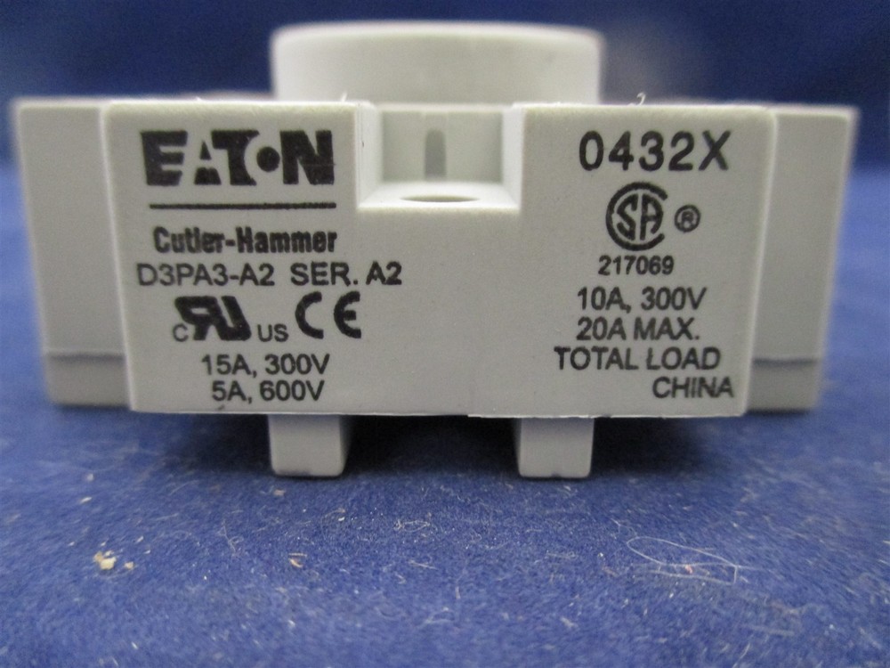 Cutler-Hammer D3PA3-A2 Relay Socket