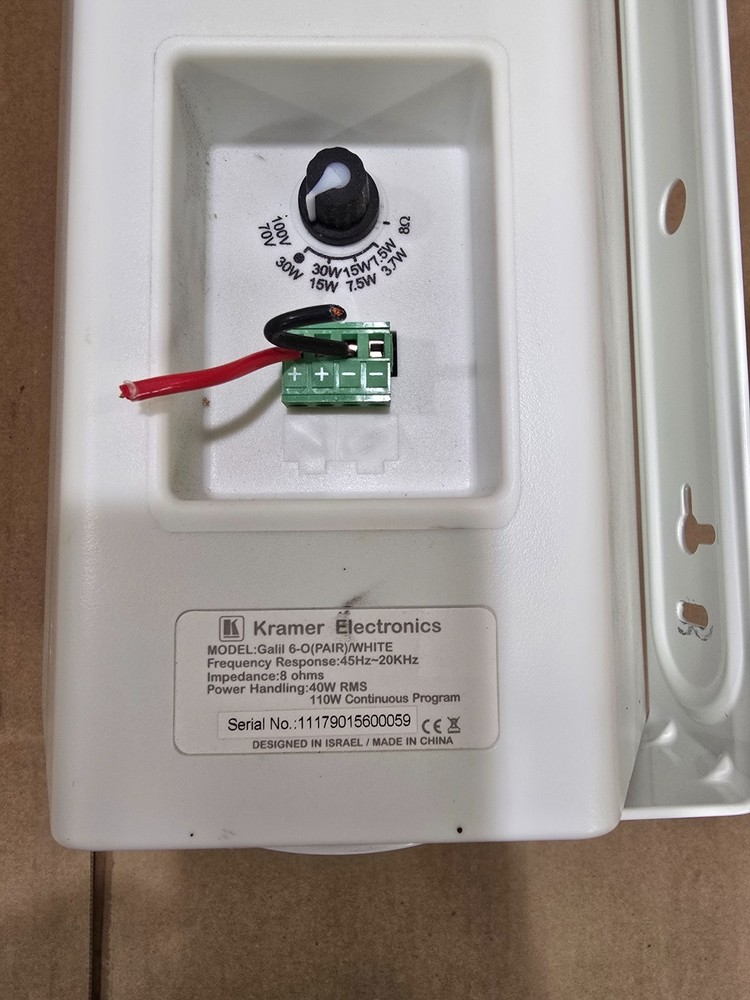 One Kramer Electronics GALIL 6-O On-Wall Speaker with Mounting Bracket