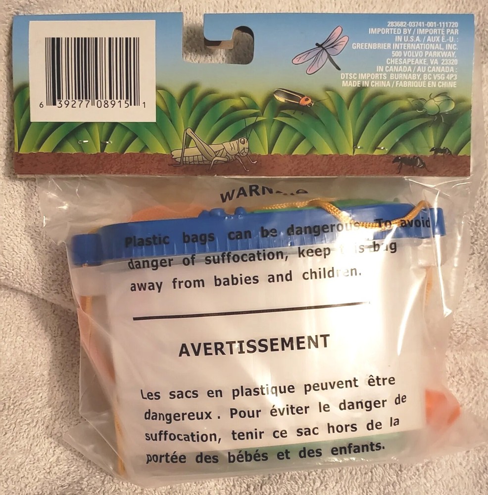 Bug catching kit with Magnification tool. Great outdoor fun.