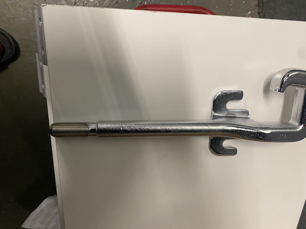 Open Box!!! 2012-2020 Mopar Jeep Radiator Core Support Tow Hook