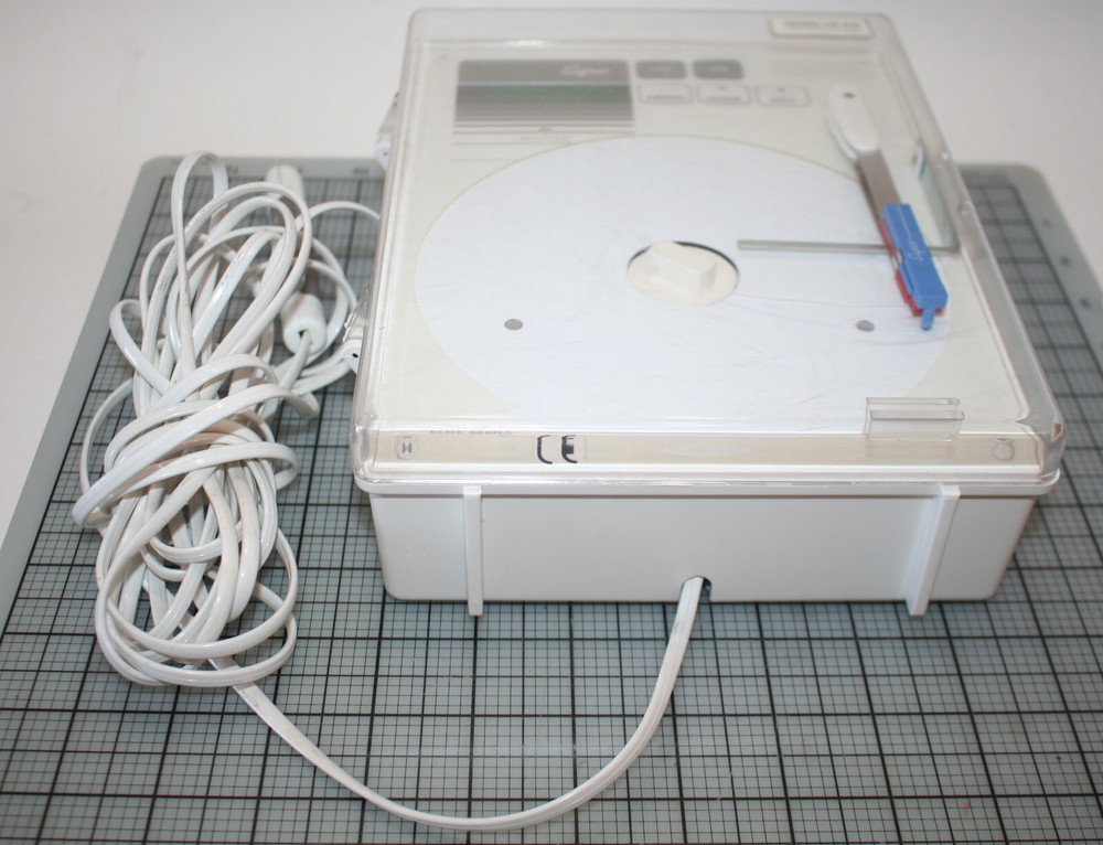 SUPCO MODEL CR-TH2 TEMPERATURE HUMIDITY RECORDER *
