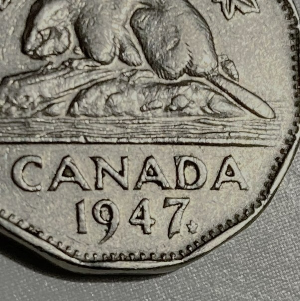 1947 Canada Five Cents, Dot Variety, Clear Maple Leaf, Not a Dot