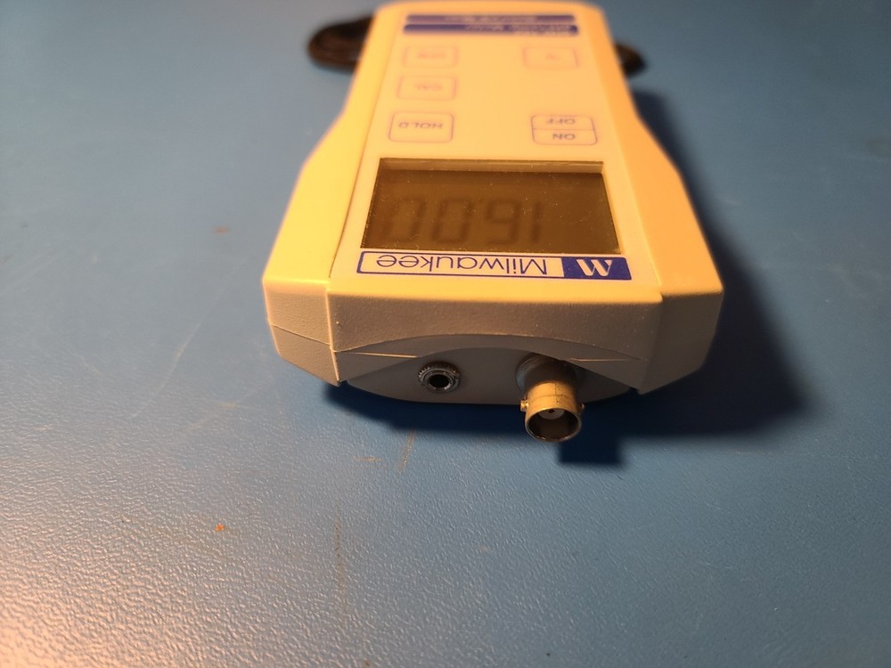 Milwaukee MW102 PH / Temp Meter METER ONLY D600