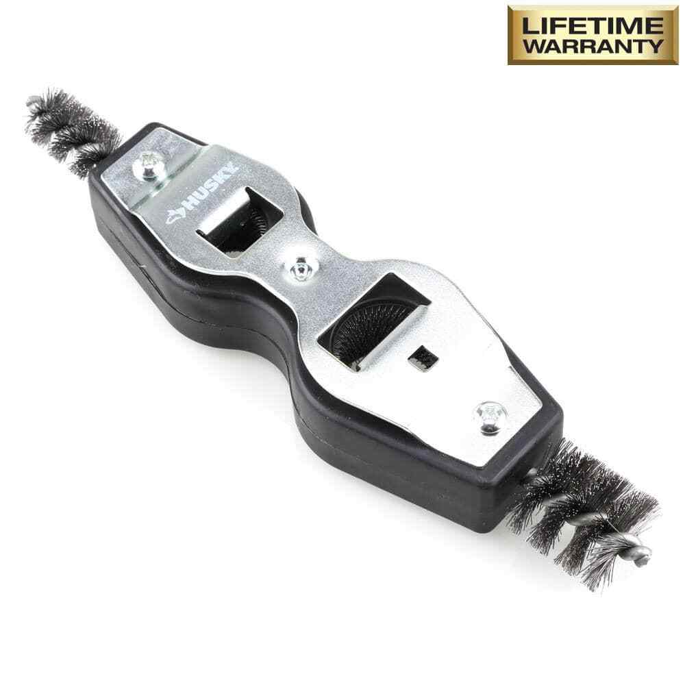 Husky 6-in-1 Fitting Brush